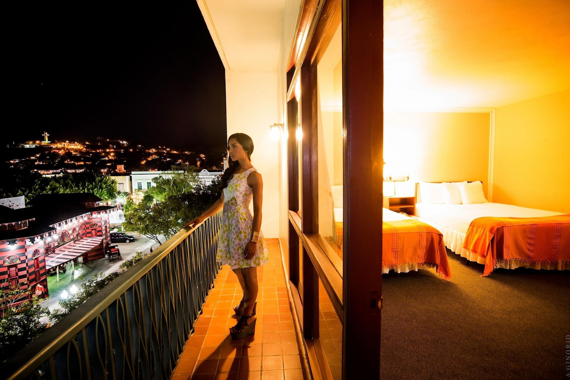Hotel Melia Ponce Exterior foto